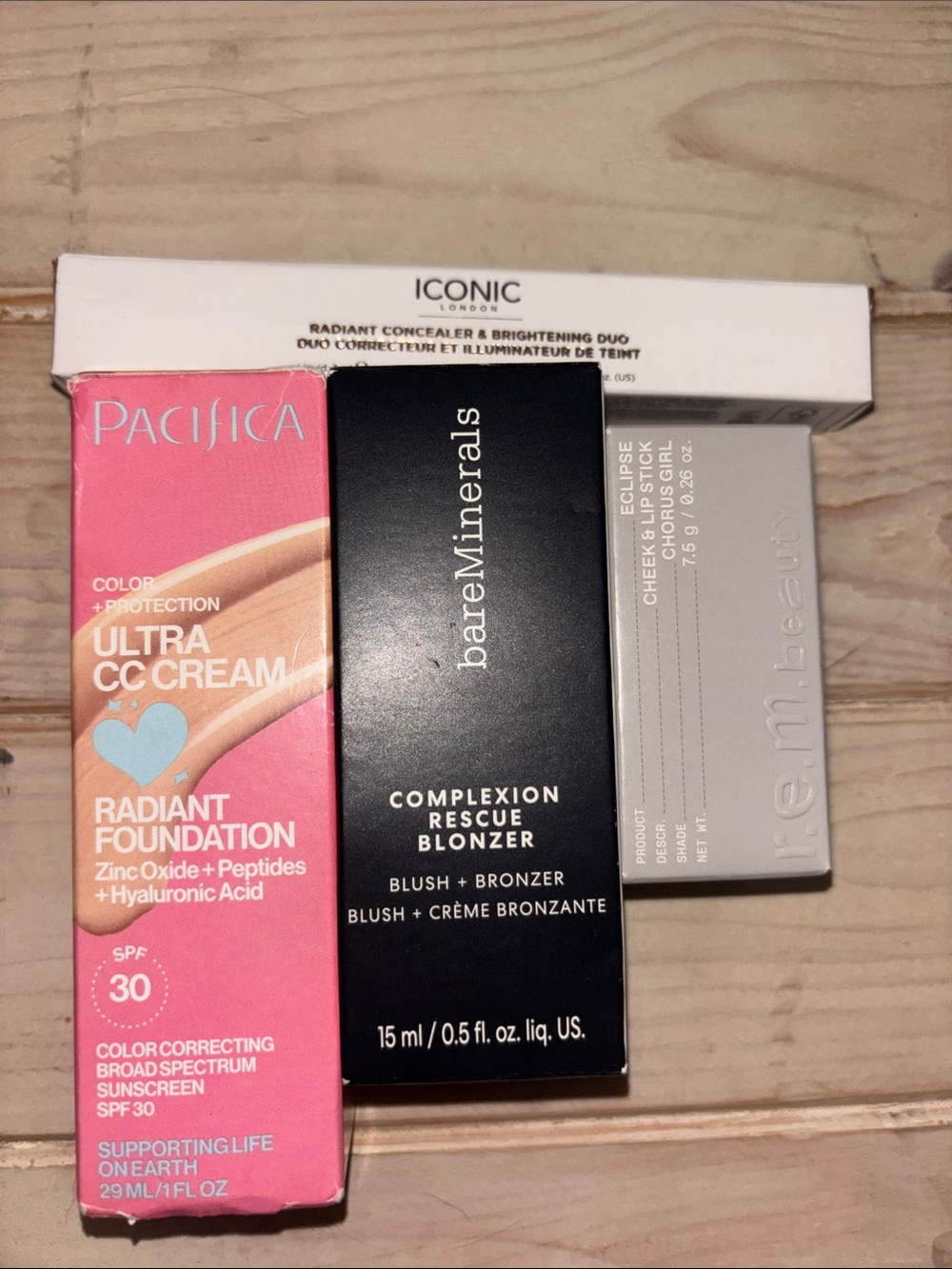Pacifica Ultra CC Cream Radiant Foundation/Bare Minerals bronzer and more (742)